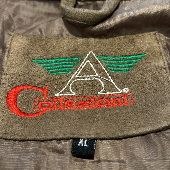 Men's Classic Brown Suede Jacket - Picture 9 of 15